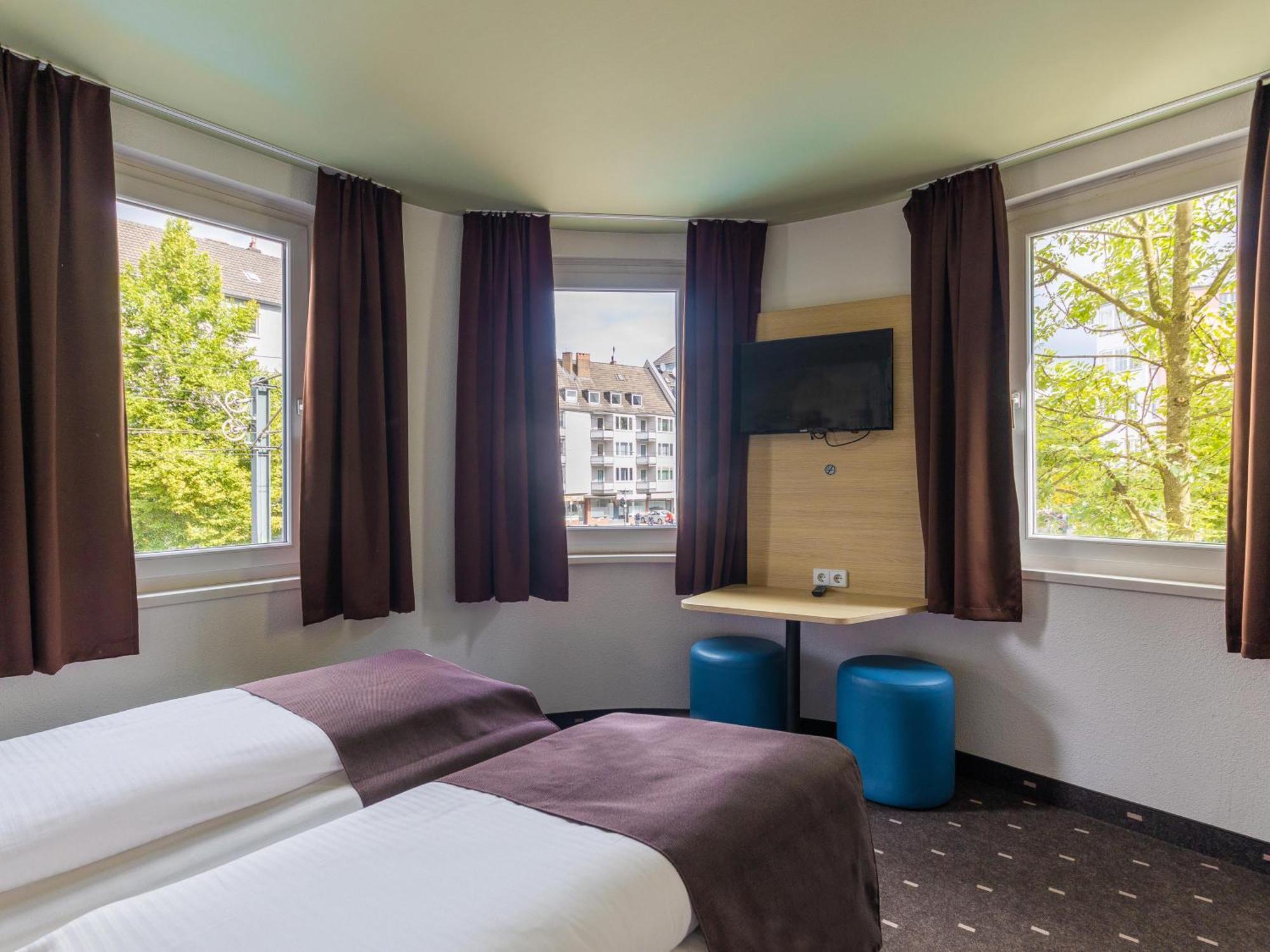 B&B Hotel Duesseldorf City-Sued エクステリア 写真