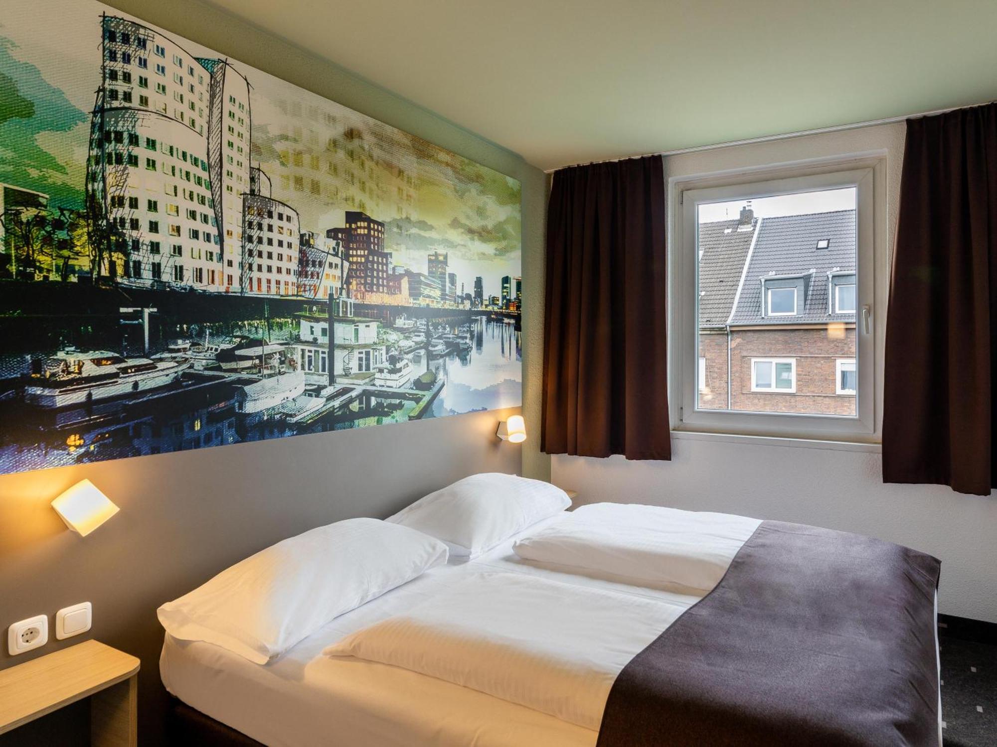 B&B Hotel Duesseldorf City-Sued エクステリア 写真